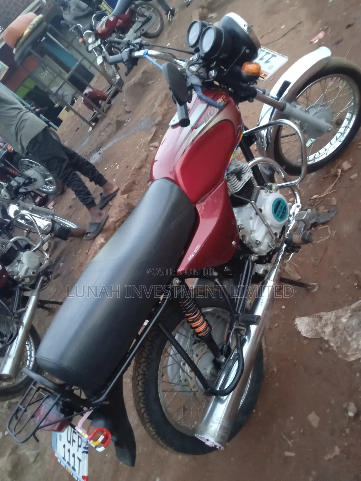 Bajaj Boxer 100 2023 Red