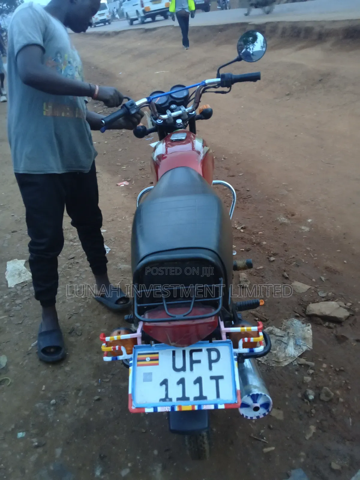 Bajaj Boxer 100 2023 Red