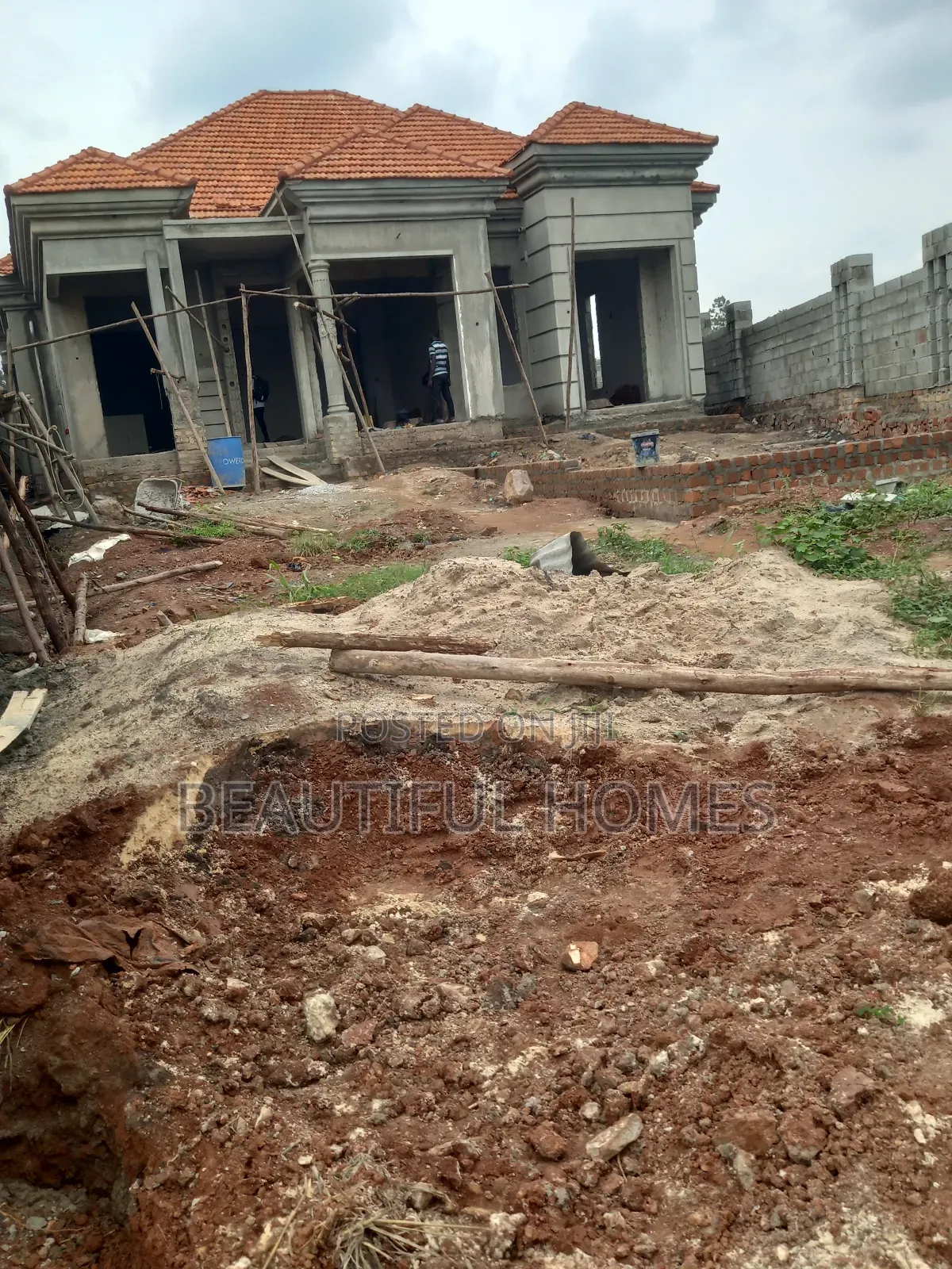 Furnished 4bdrm Bungalow in Najjera Gated, Central Division for sale