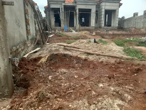 Furnished 4bdrm Bungalow in Najjera Gated, Central Division for sale