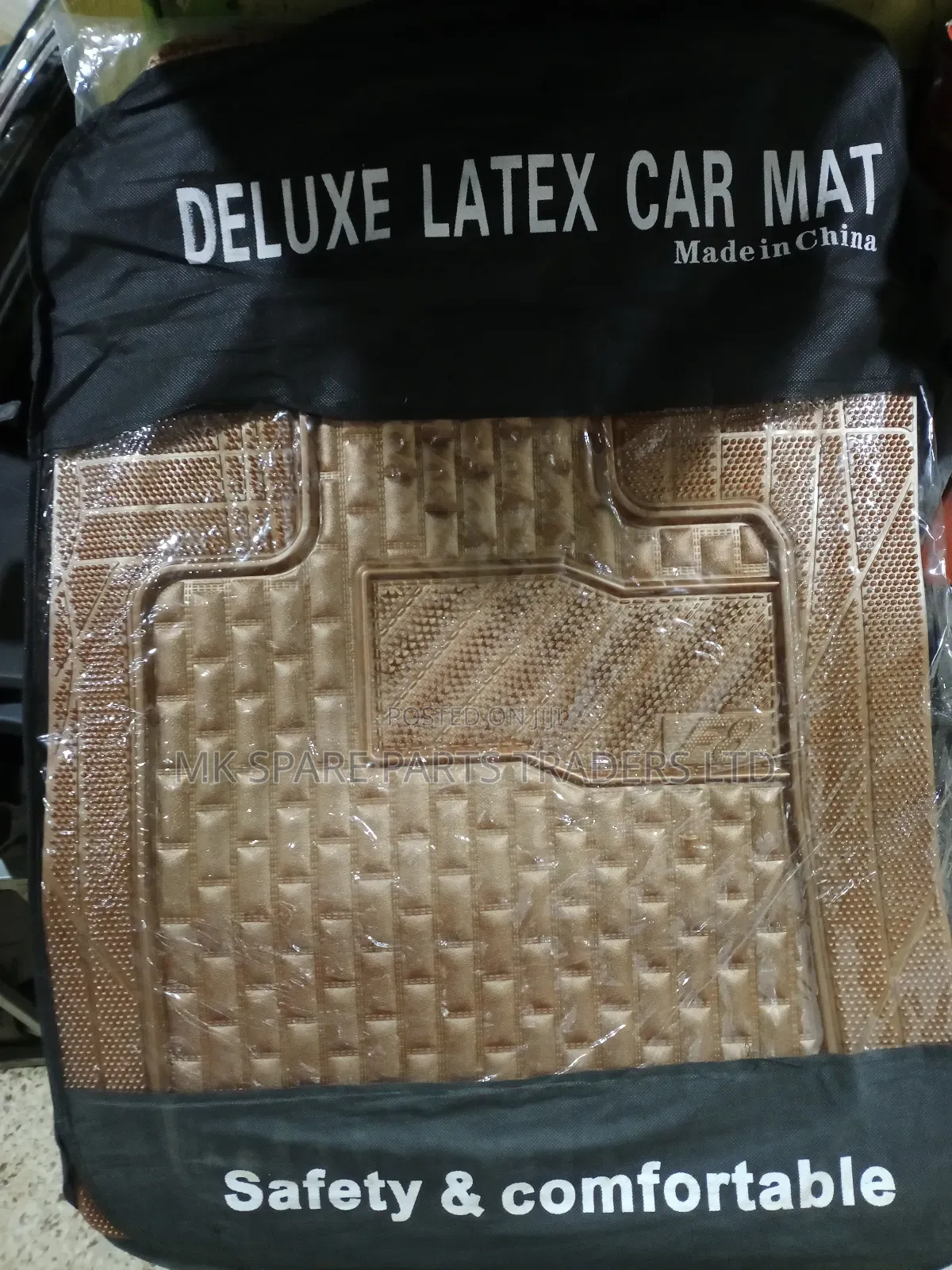 Car Mats and Car Carpets. A Set of Five Seater