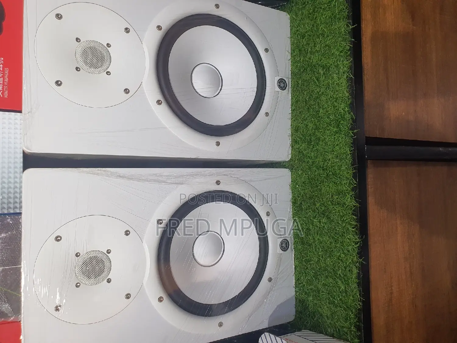 Yamaha Hs8 Studio Monitors