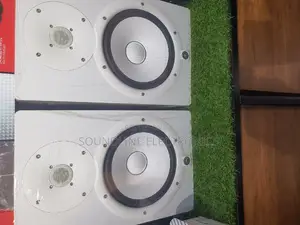 Yamaha Hs8 Studio Monitors