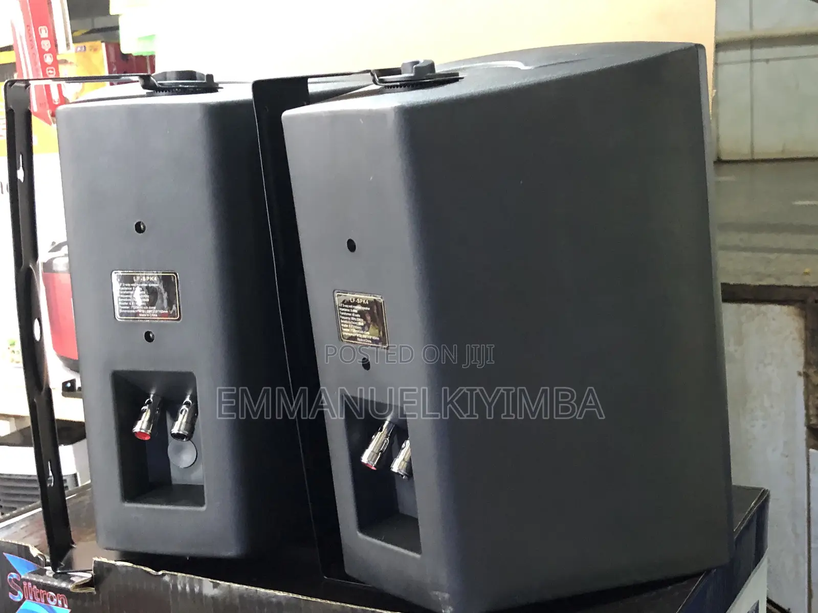 Wall Mountable Speakers