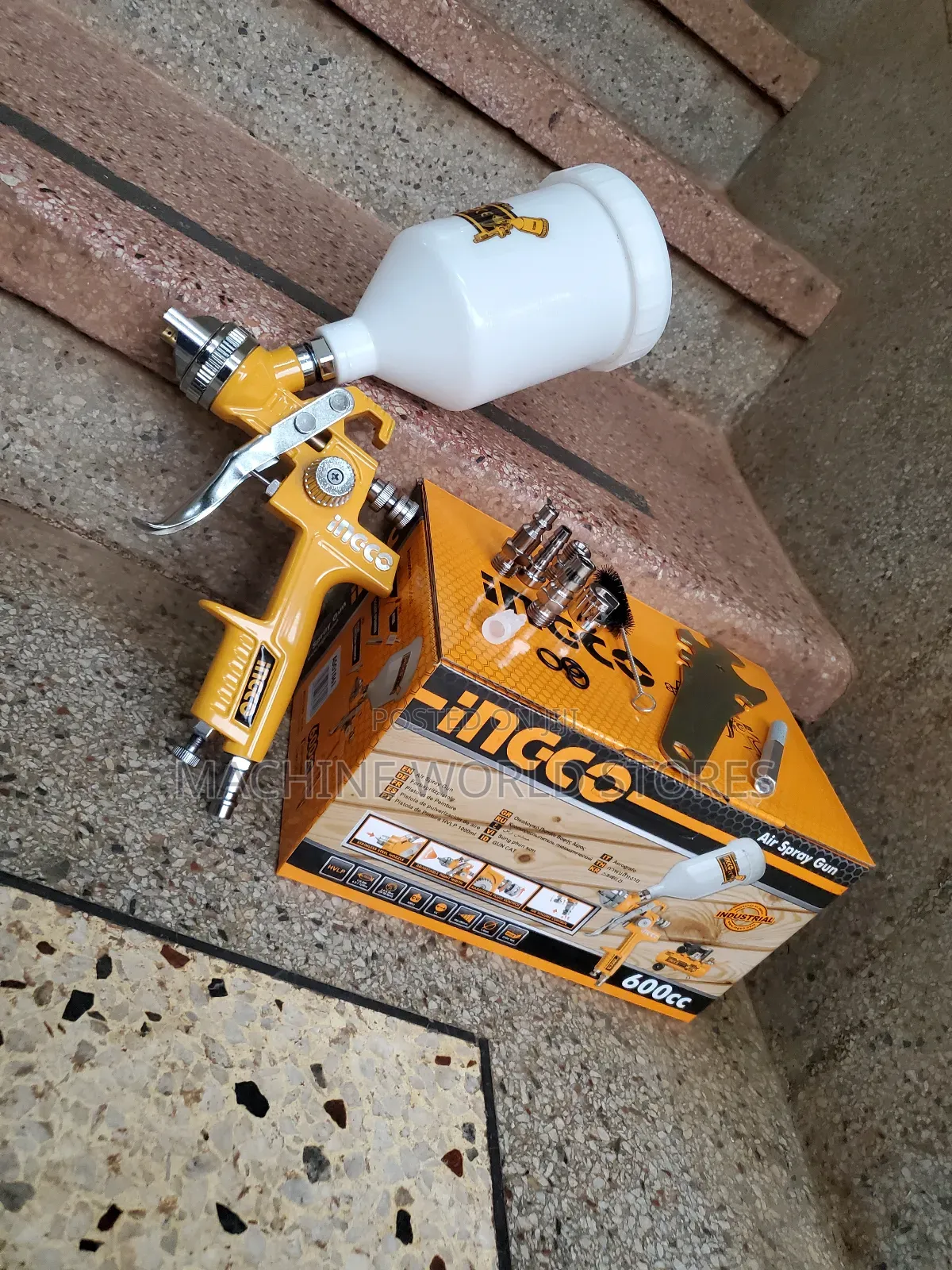 Ingco Air Spray Gun With Plastic Cup.