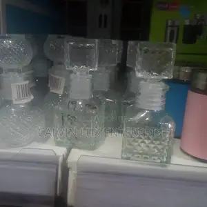 Glass for Storage of Oils