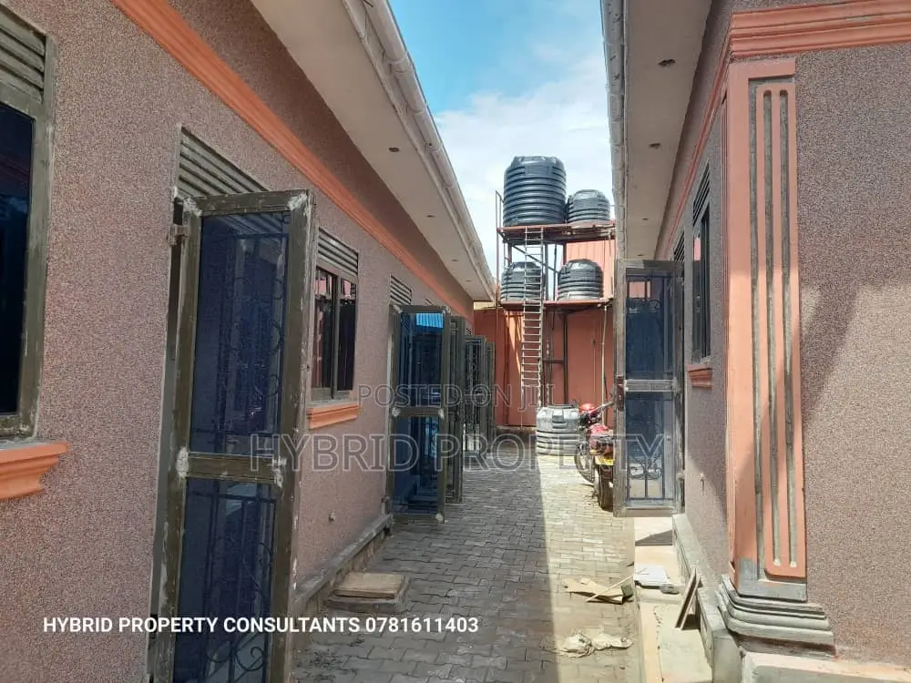 11bdrm Apartment in Kasubi~Namungoona, Rubaga for sale