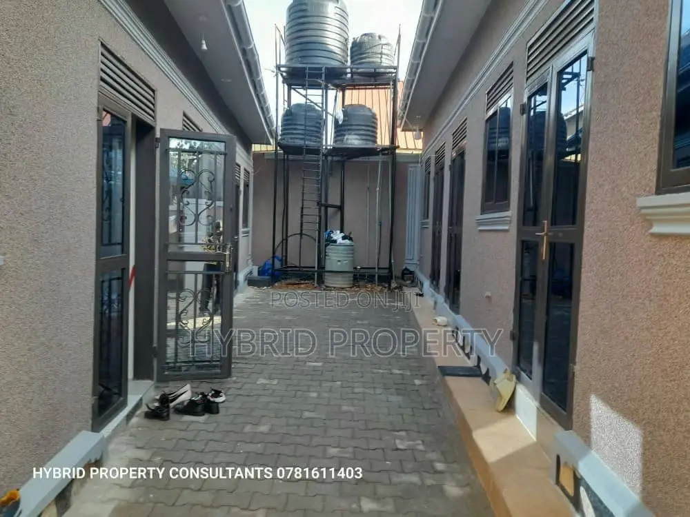 11bdrm Apartment in Kasubi~Namungoona, Rubaga for sale