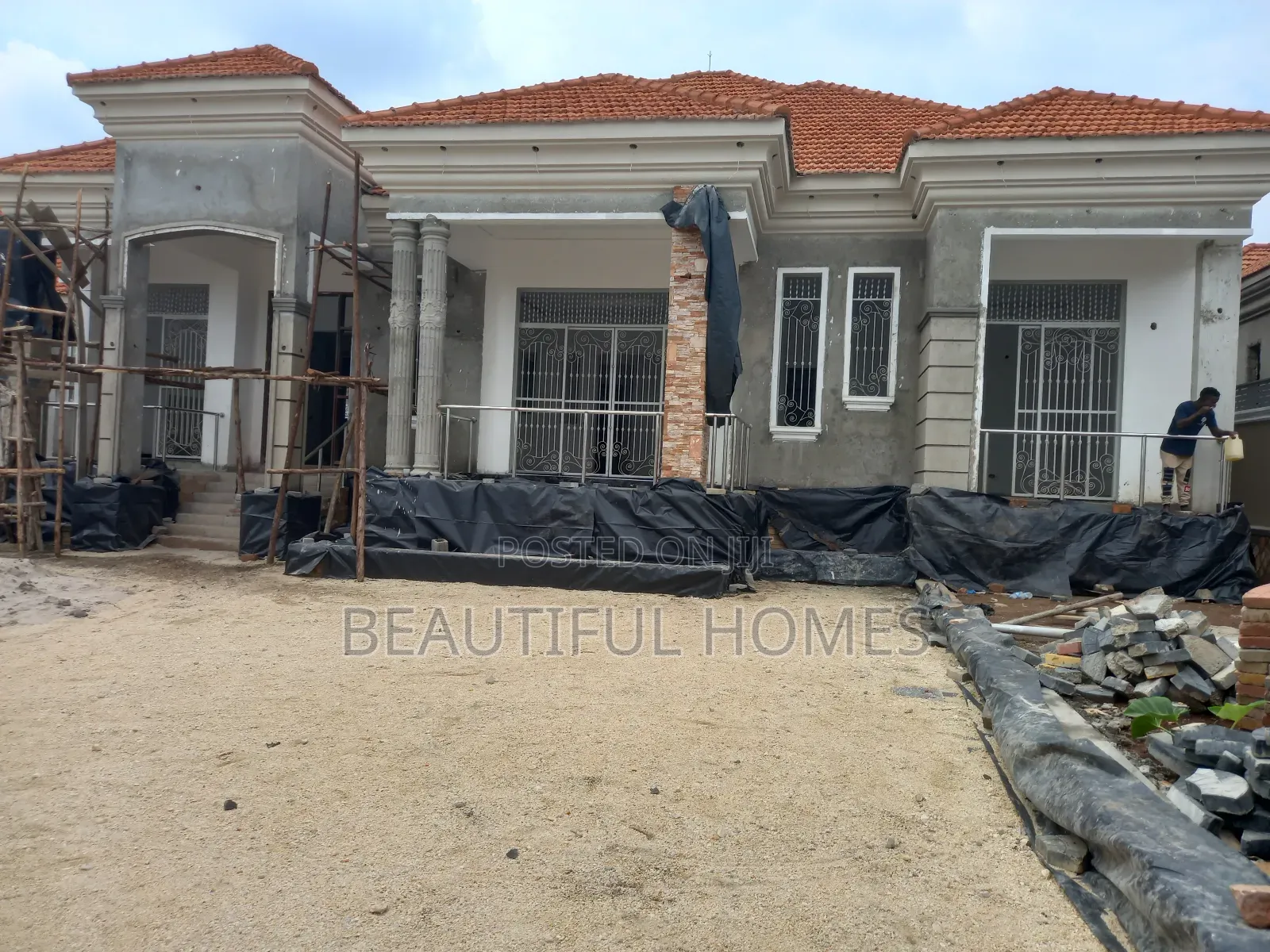 Furnished 5bdrm House in Najjera Gated Estate, Kira for sale