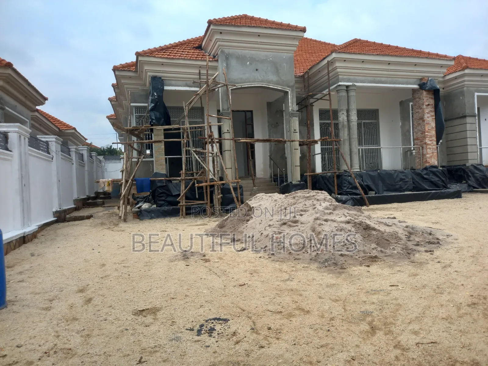 Furnished 5bdrm House in Najjera Gated Estate, Kira for sale
