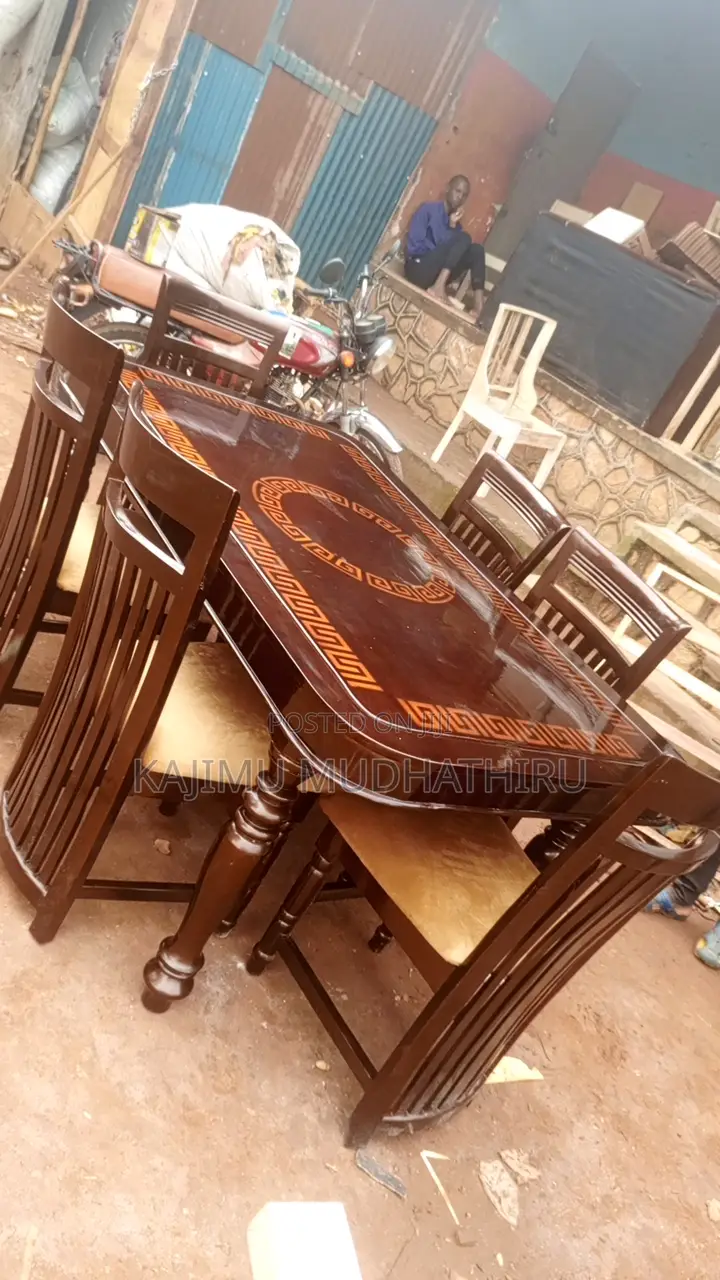 Mahogany Dinning Table