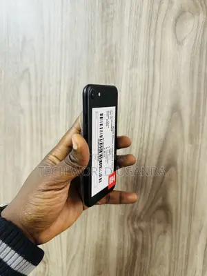Apple iPhone 7 32 GB Black