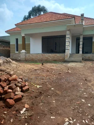 Furnished 4bdrm Bungalow in Kira Mulawa for sale