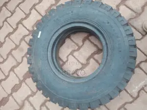 8.25-15 Armour Tube Tyre for Forklift.