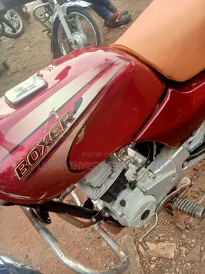 Bajaj Boxer 2023 Red