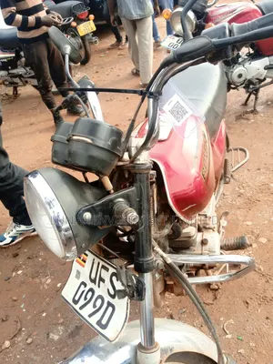 Bajaj Boxer 100 2023 Red