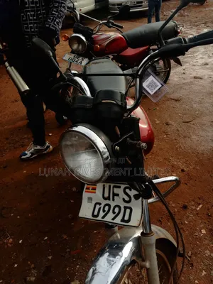 Bajaj Boxer 100 2023 Red