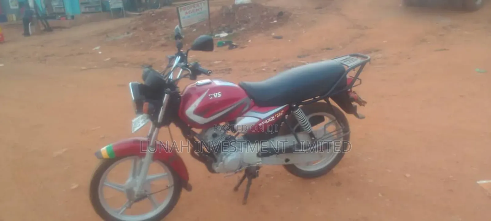 TVS HLX 125 2023 Red