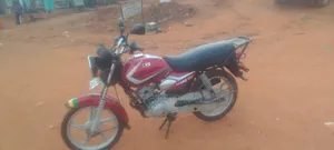 TVS HLX 125 2023 Red
