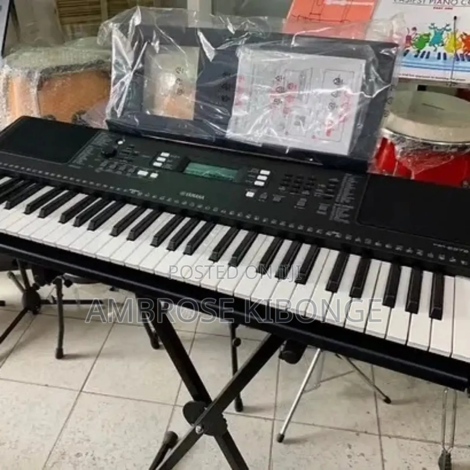 YAMAHA PSR E373 in-Buit Functions LCD Display Piano Keyboard