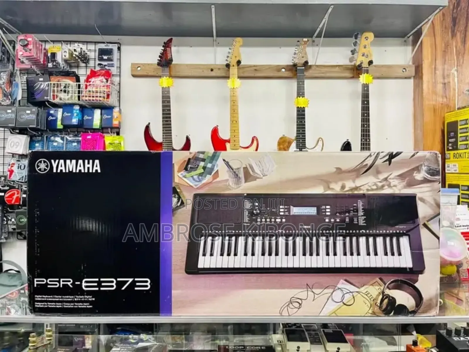YAMAHA PSR E373 in-Buit Functions LCD Display Piano Keyboard