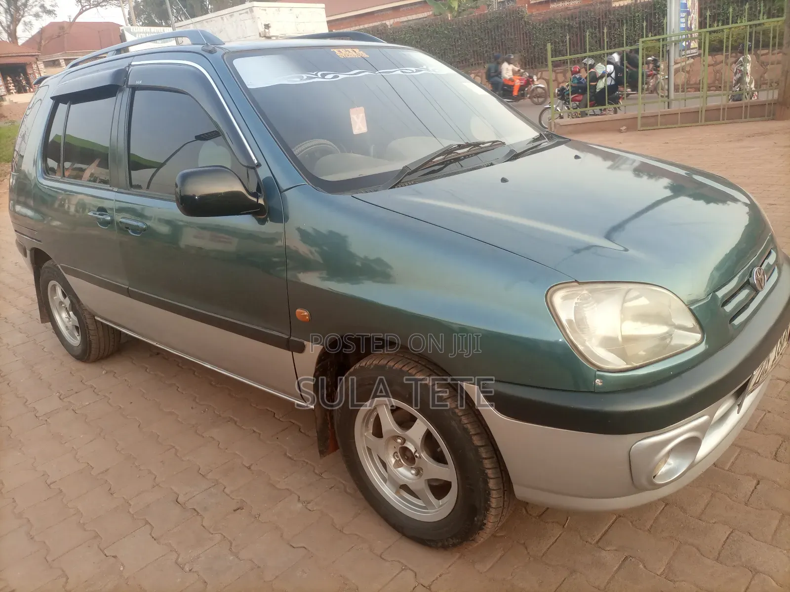 Toyota Raum 1.5 AWD 1999 Green