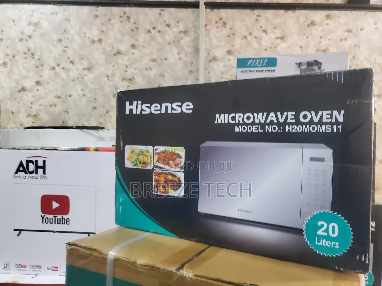 Boxed Hisense Microwave 20ltrs