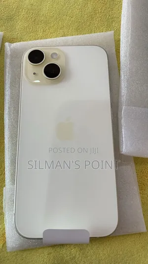 Photo - Apple iPhone 15 128 GB Yellow