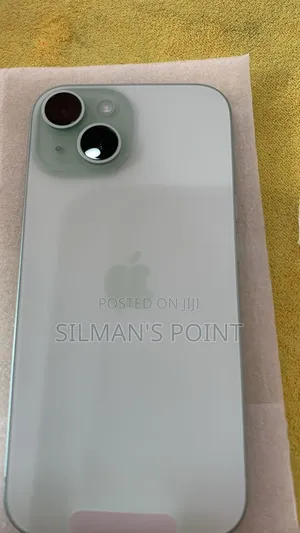 Apple iPhone 15 128 GB Yellow
