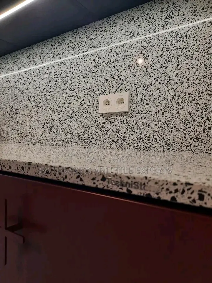 Terazzo French 555