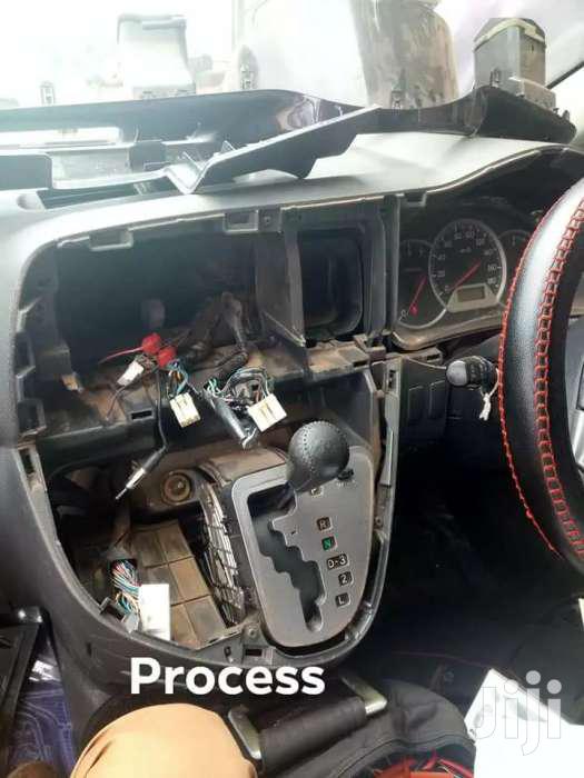 Toyota Wish Car Radio