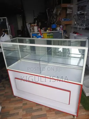 Showcase and Display