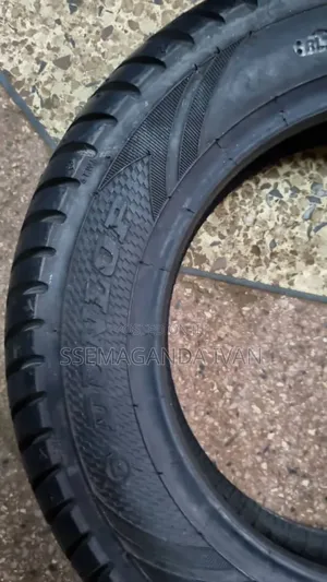 90/100-10 Scooter Tyre