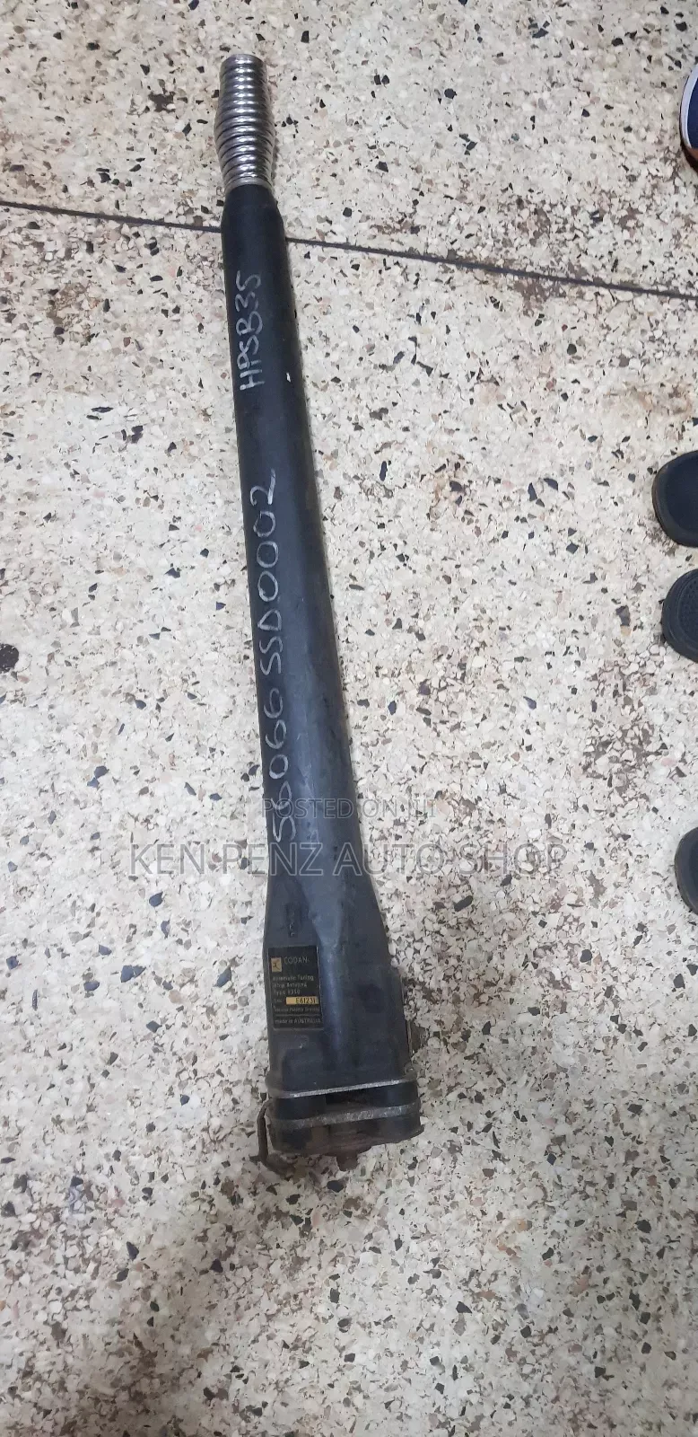 Landcruiser and Hilux Auto Tune Car Antenna