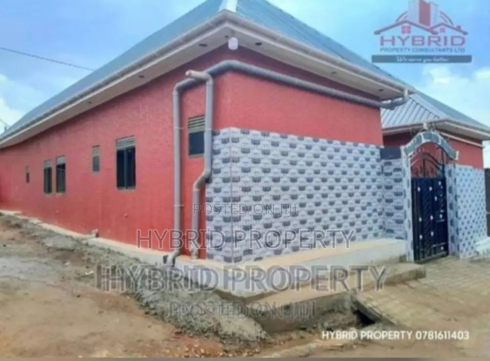 9bdrm Apartment In Kasubi~Kawaala Along, Rubaga For Sale