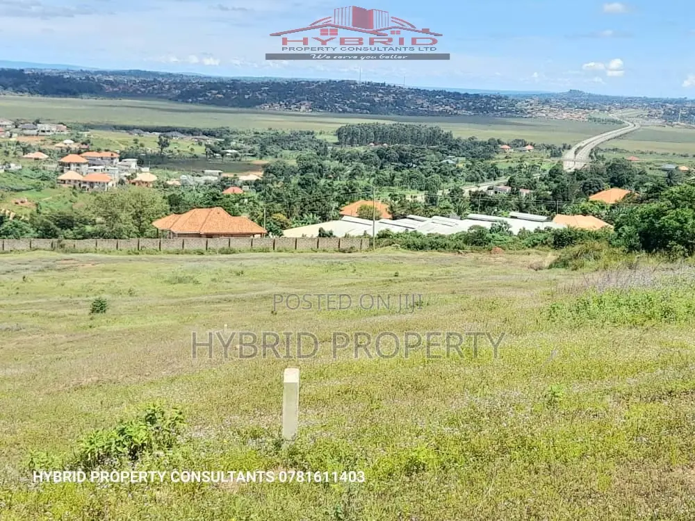 Prime Plots for Sale at Ssisa~Entebbe Express Highway Estate