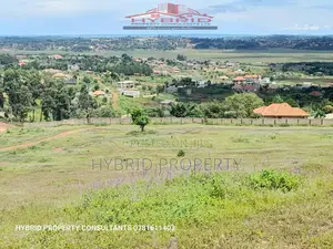 Prime Plots for Sale at Ssisa~Entebbe Express Highway Estate