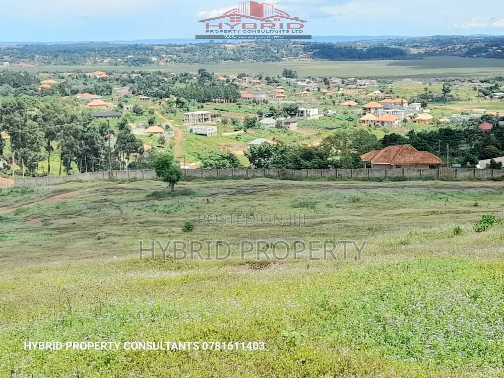 Prime Plots for Sale at Ssisa~Entebbe Express Highway Estate