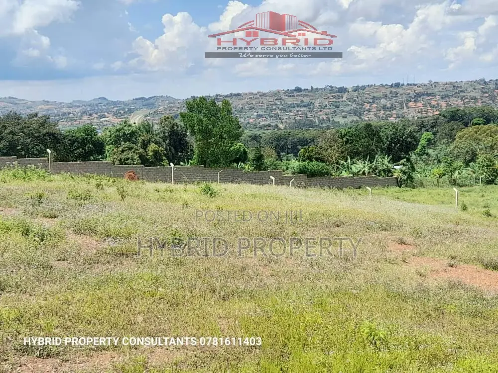 Prime Plots for Sale at Ssisa~Entebbe Express Highway Estate