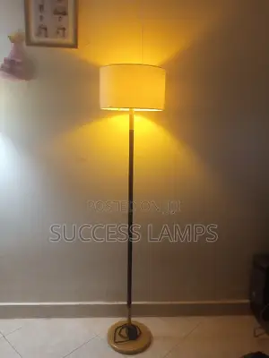 Straight Floor Lights