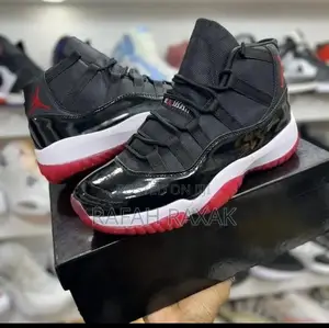 Original Nike Air Jordan 11 Retro “Playoffs Bred” Sneaker