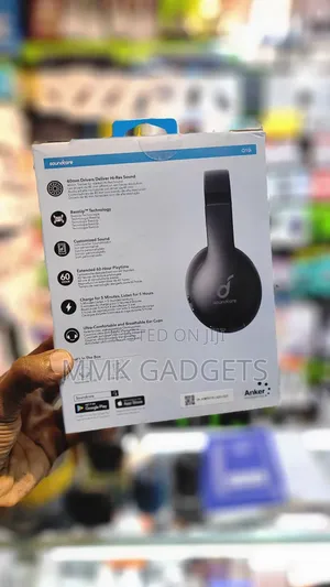 Soundcore Q10i