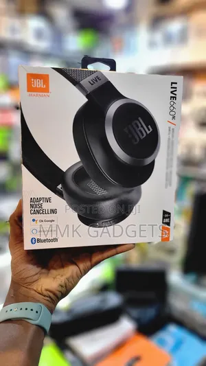 JBL Live 660