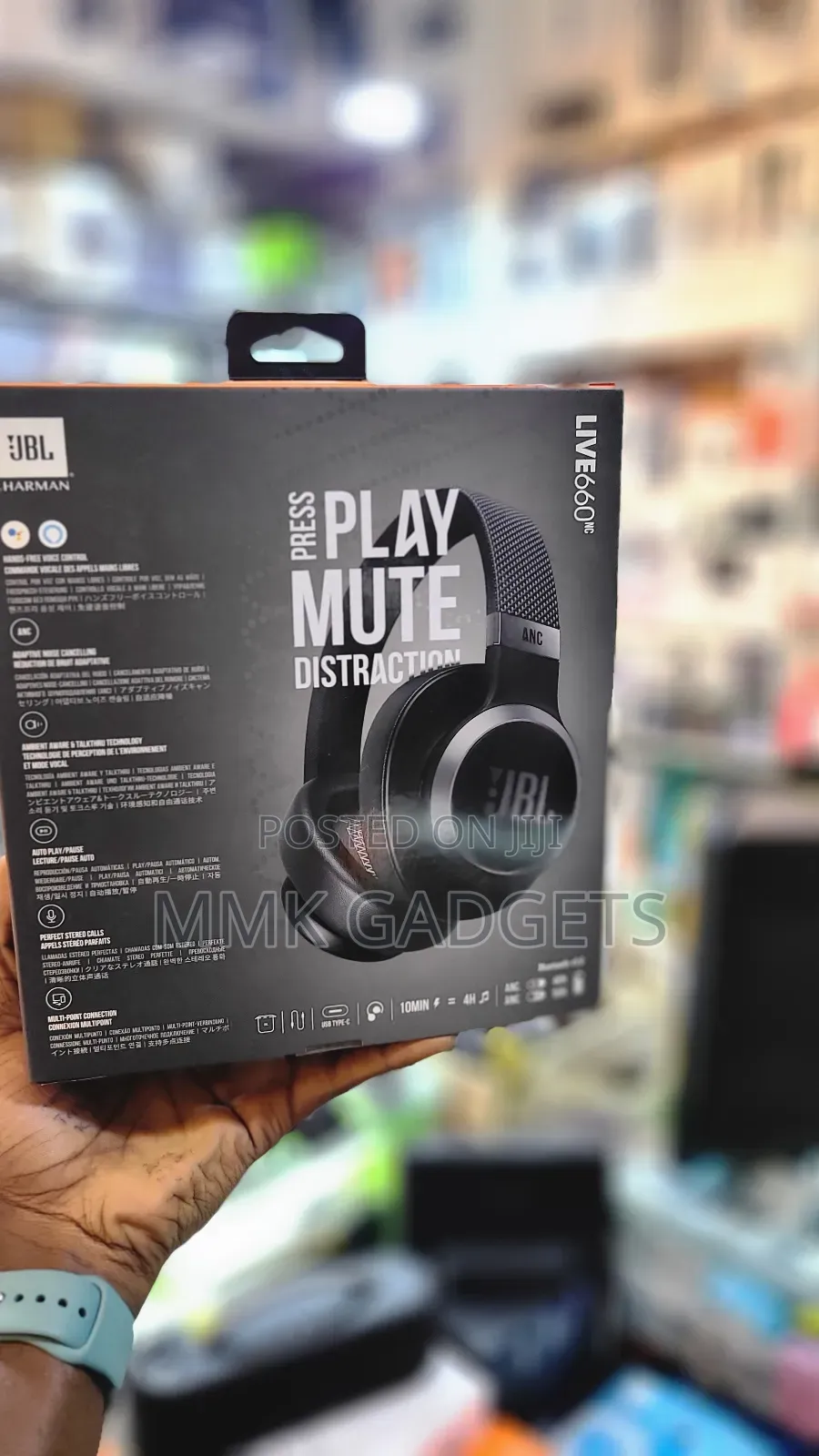 JBL Live 660