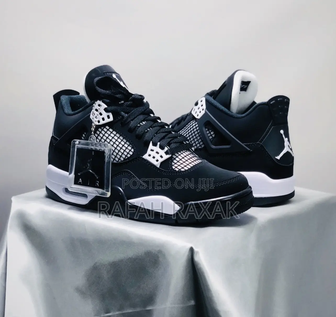 Original Nike Air Jordan 4 Retro Black/White Thunder Sneaker
