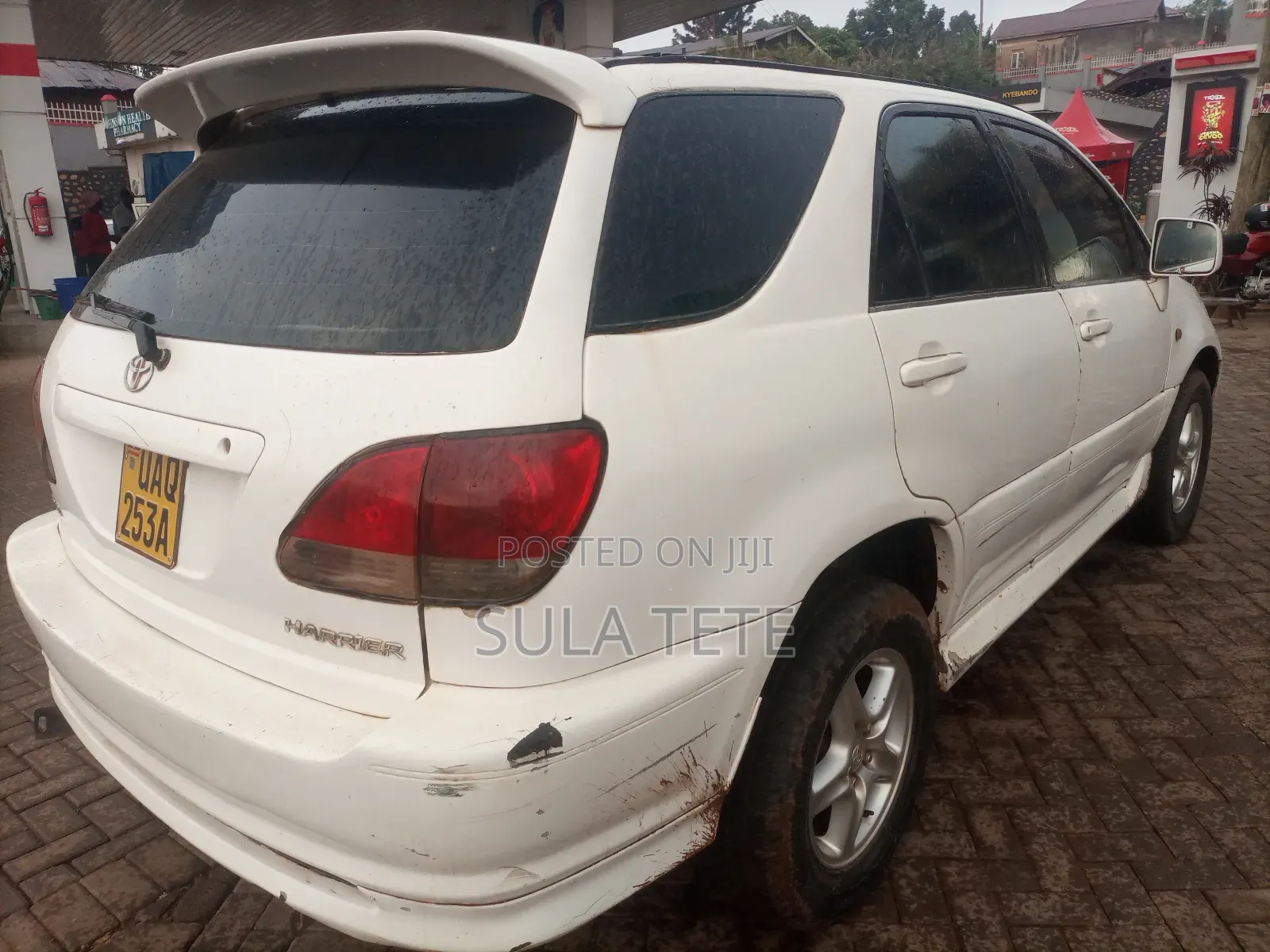 Toyota Harrier 3.0 V6 1999 White