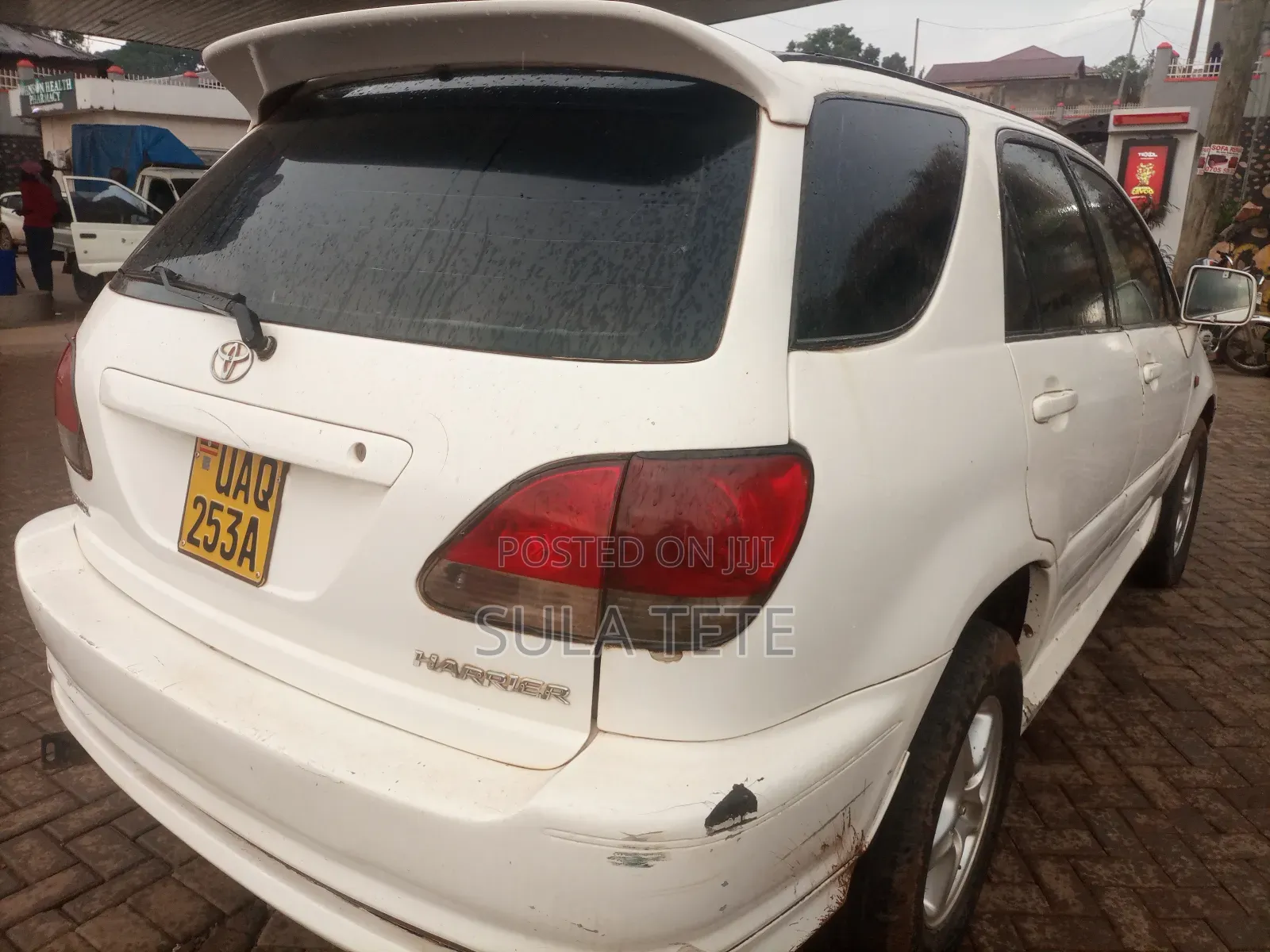 Toyota Harrier 3.0 V6 1999 White