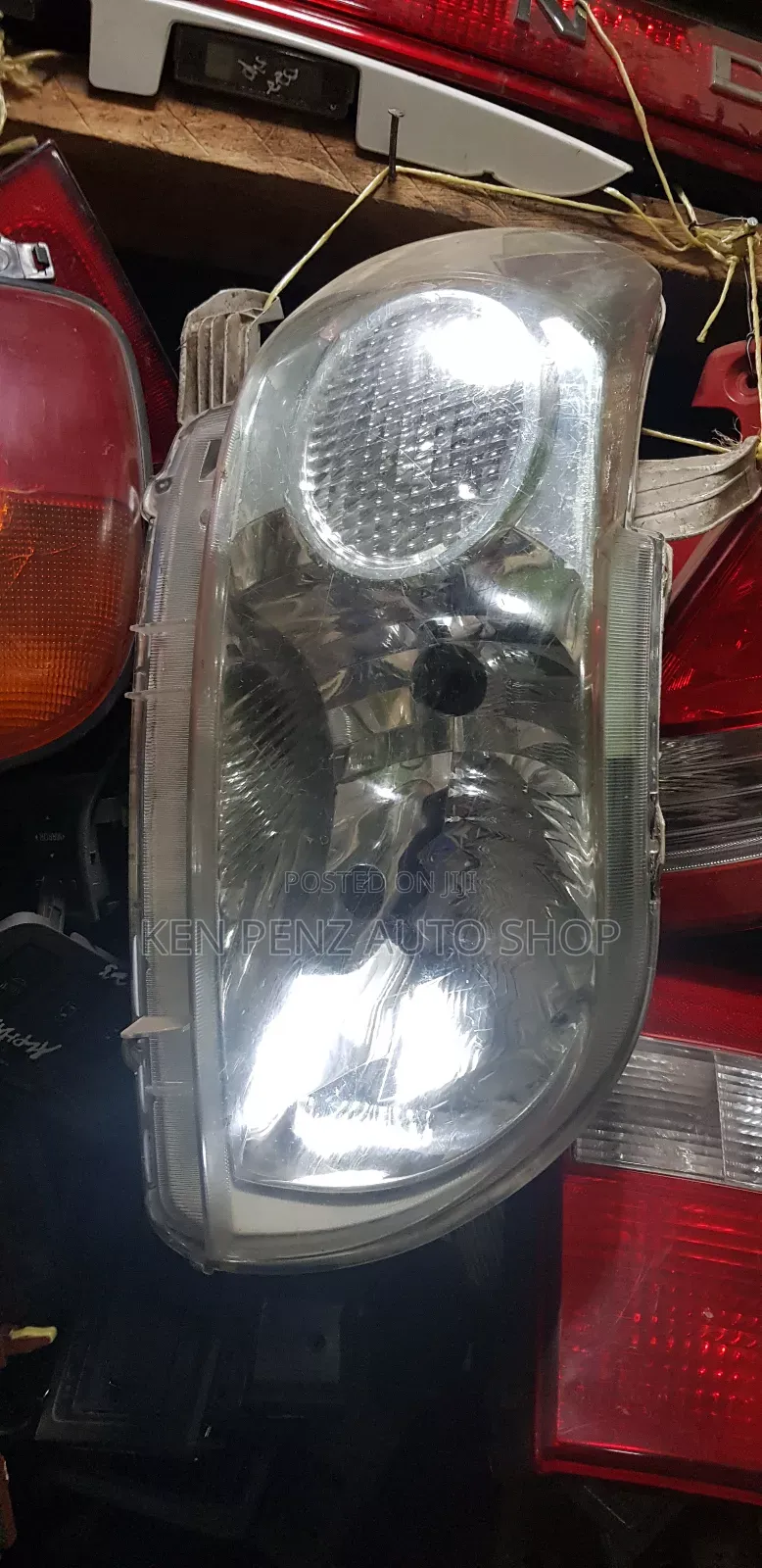 Headlamps for Toyota Porte 2006
