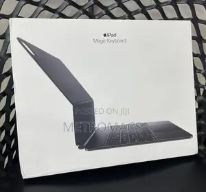 13-Inch M4 iPad Pro Magic Keyboard