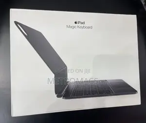 11-Inch M4 iPad Pro Magic Keyboard NEW